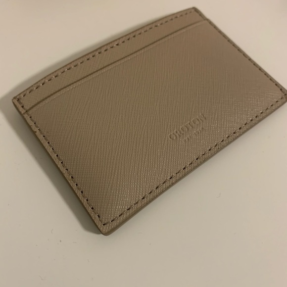 Oroton - 3 Card Sleeve Pouch in Fawn - Picture 2 of 11